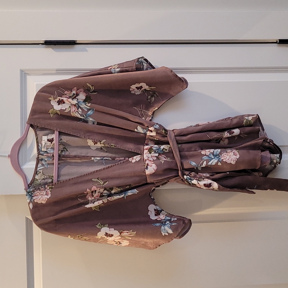 HoneyBelle Floral Romper Size Small